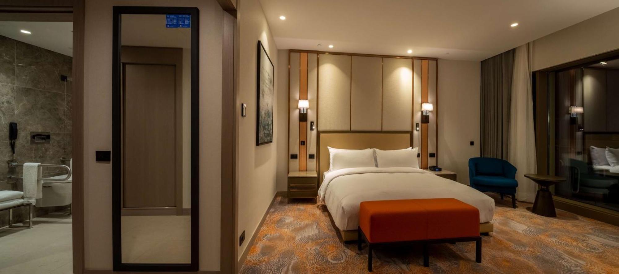 ฮิลตันมอลล์ออฟอิสตันบูล Hotel ภายนอก รูปภาพ